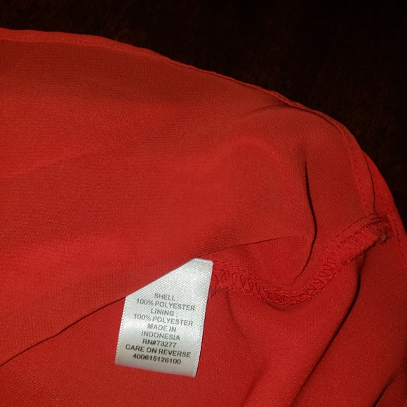 ❤Elle Red Blouse - Picture 4 of 7